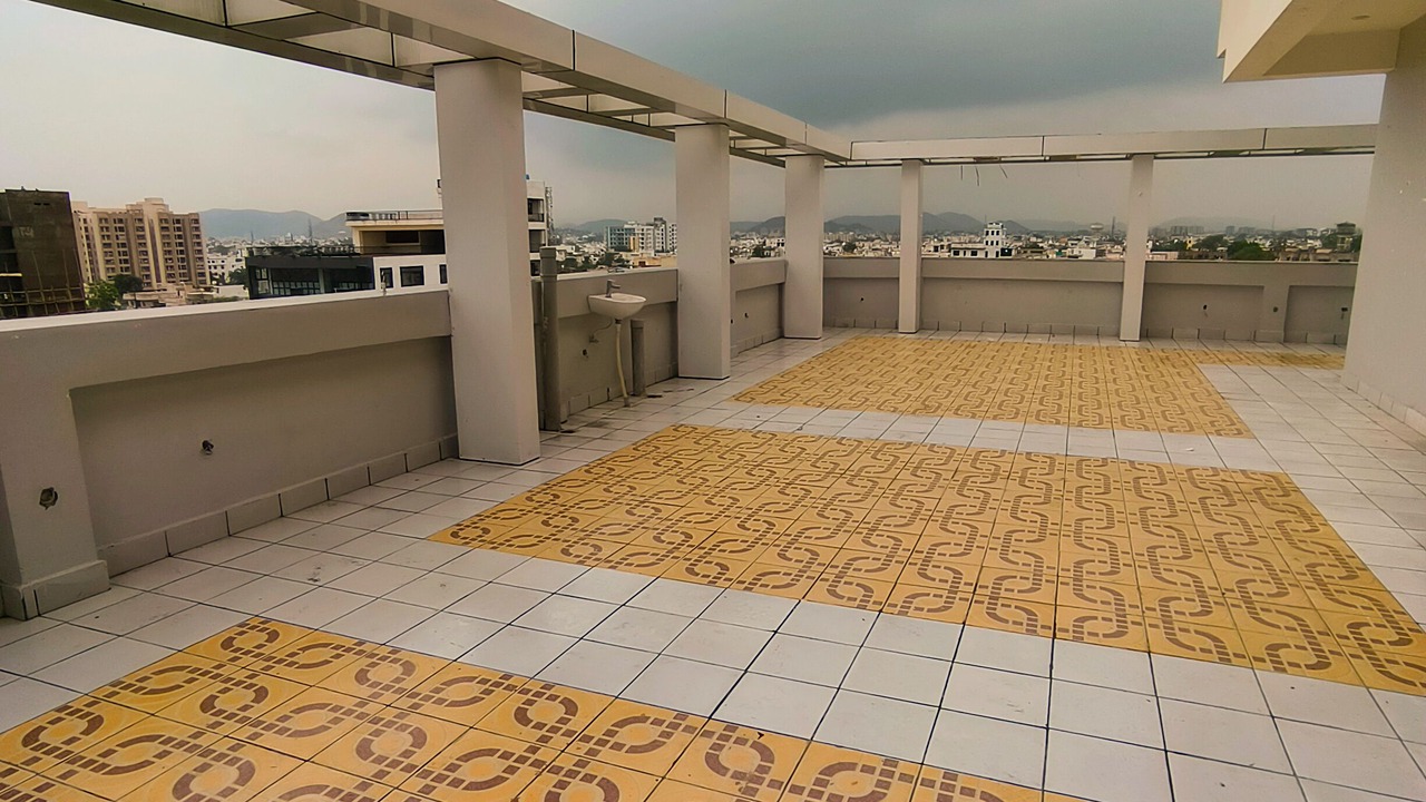 Photo of Patio Balcony in Gayariawas