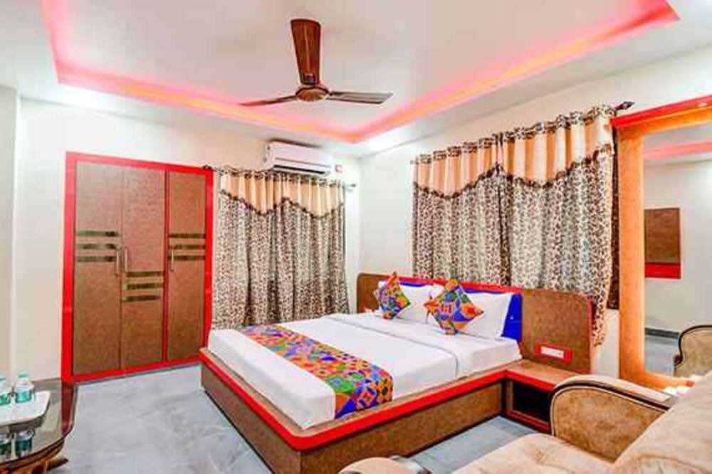 Photo of Bedroom in Lake Town