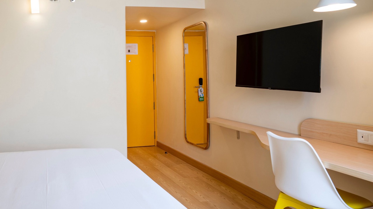 Photo of Bedroom in Sector 62