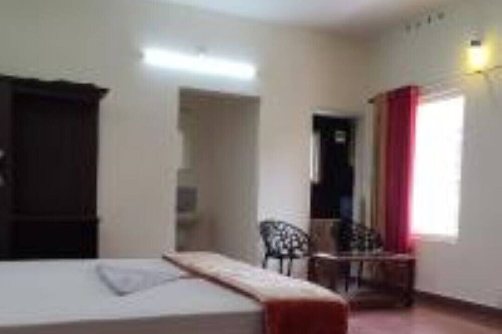 Photo of Bedroom in Anaviratty