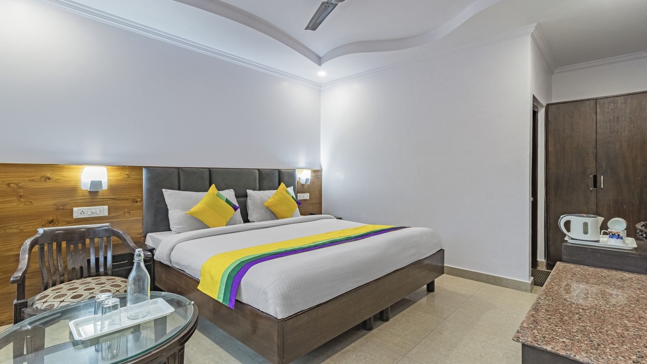 Photo of Bedroom in The Mall Road