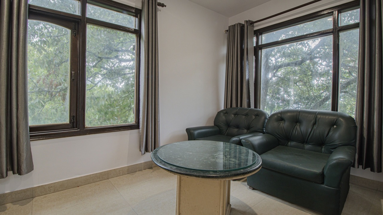 Photo of Bedroom in The Mall Road