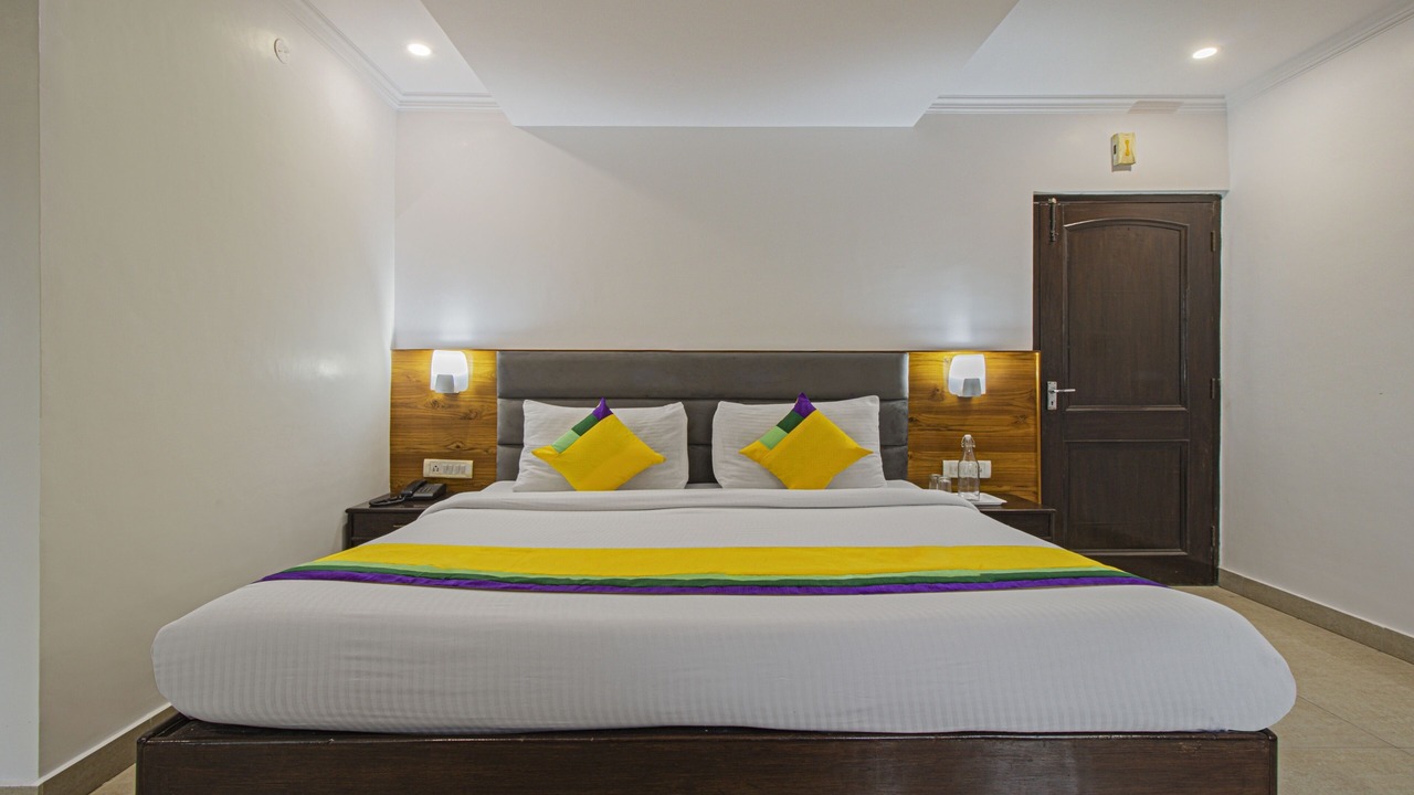Photo of Bedroom in The Mall Road