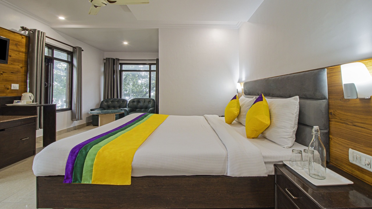 Photo of Bedroom in The Mall Road