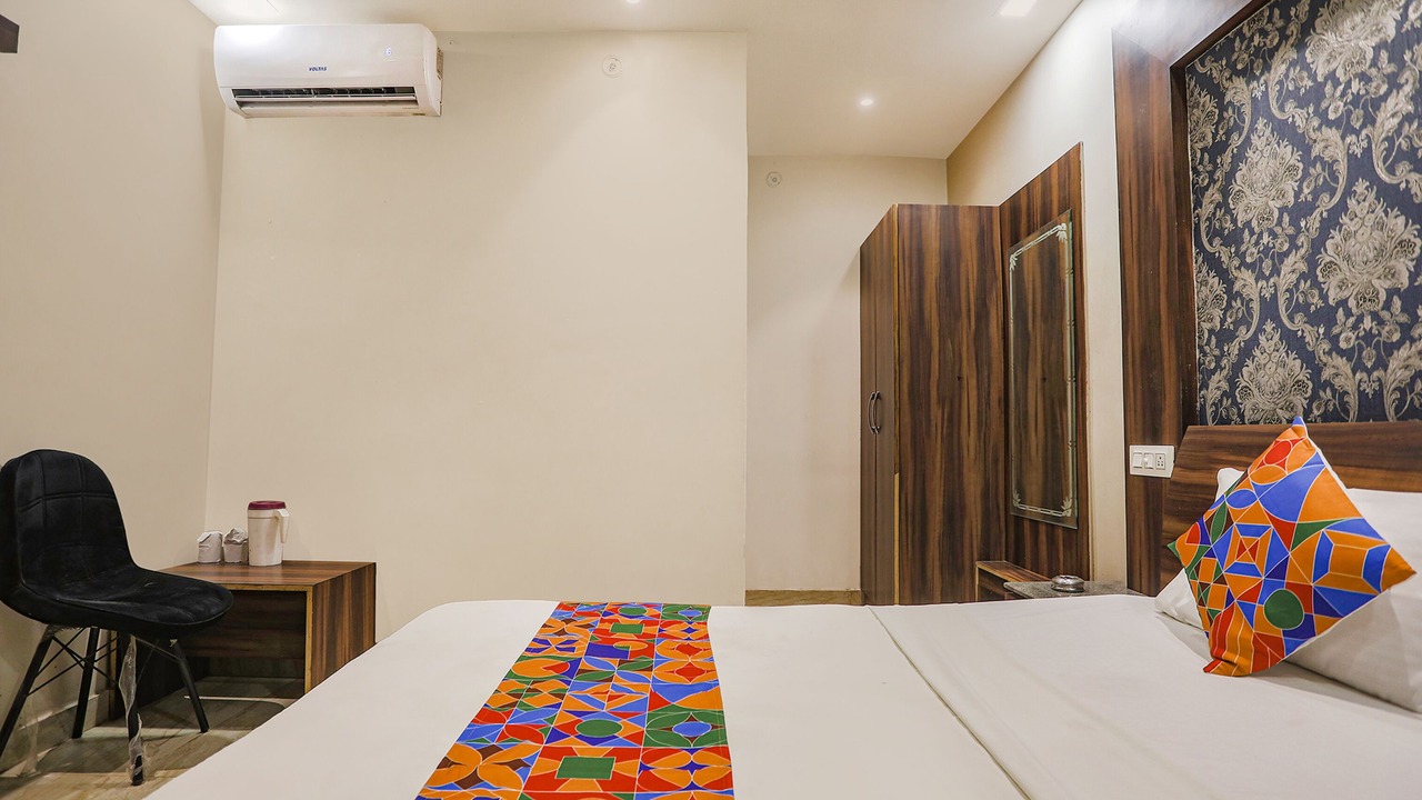 Photo of Bedroom in Allahabad