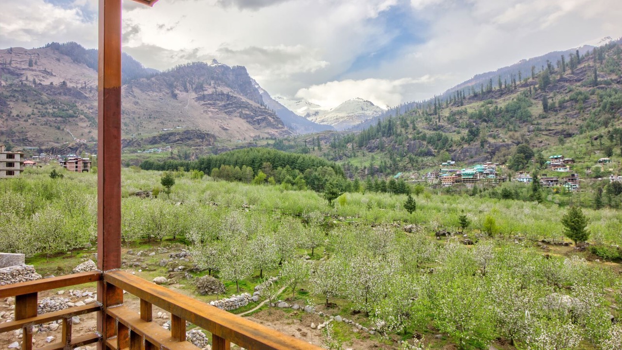 Photo of Outdoor in Burwa