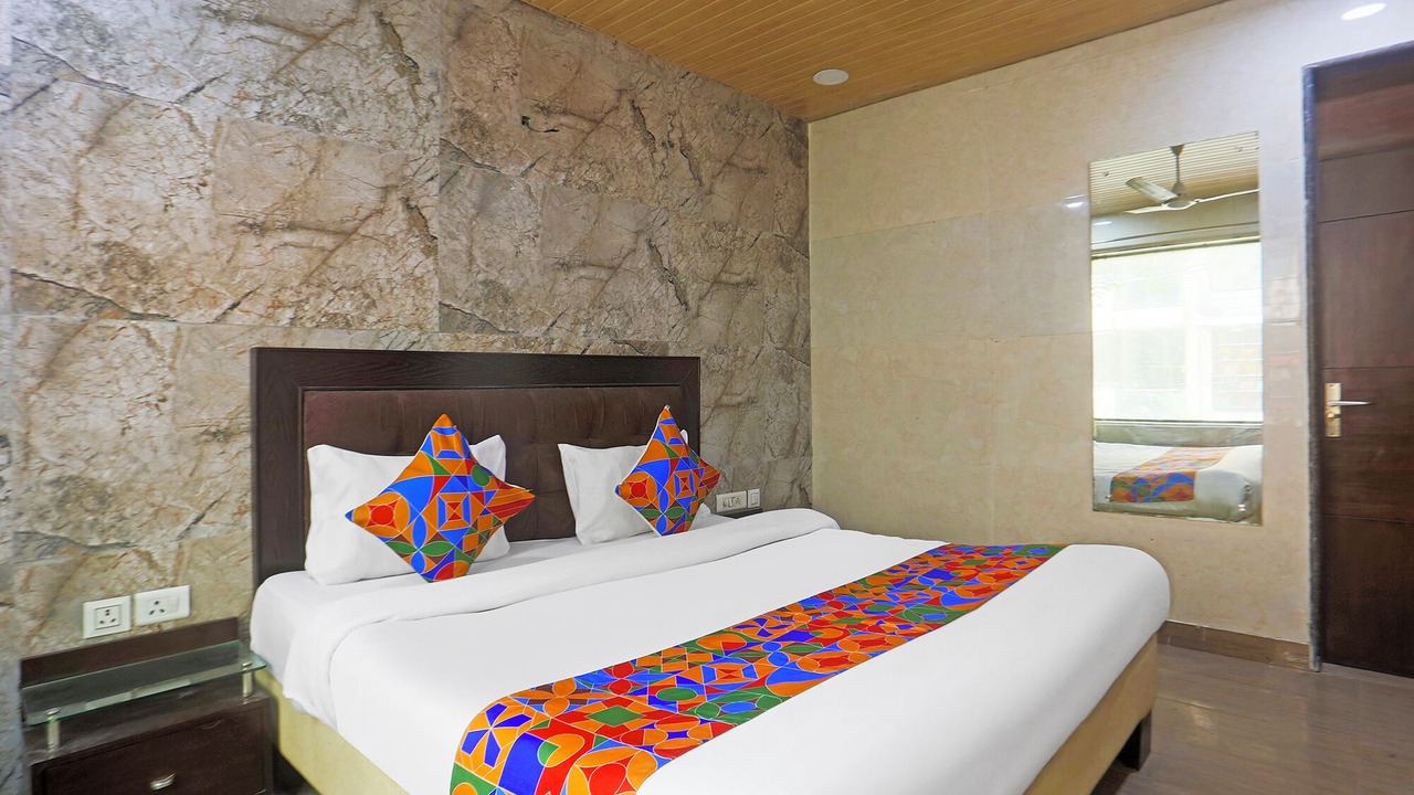 Photo of Bedroom in Kalkaji