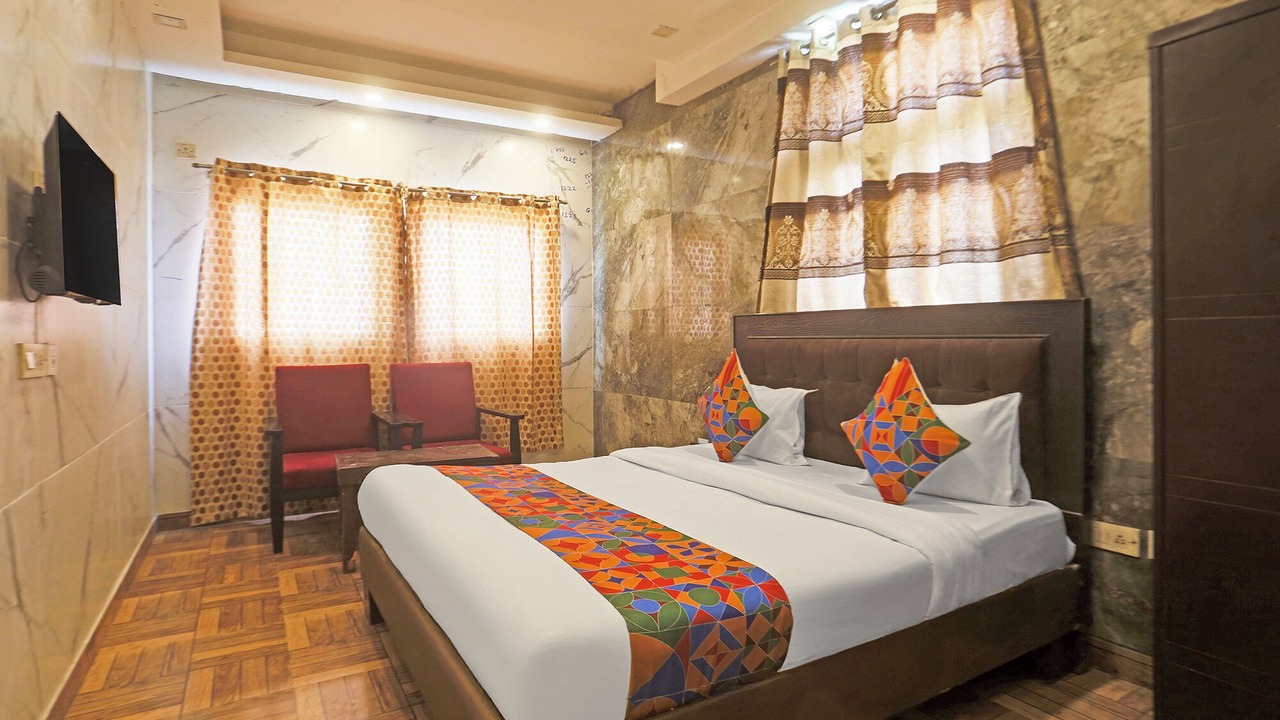 Photo of Bedroom in Kalkaji