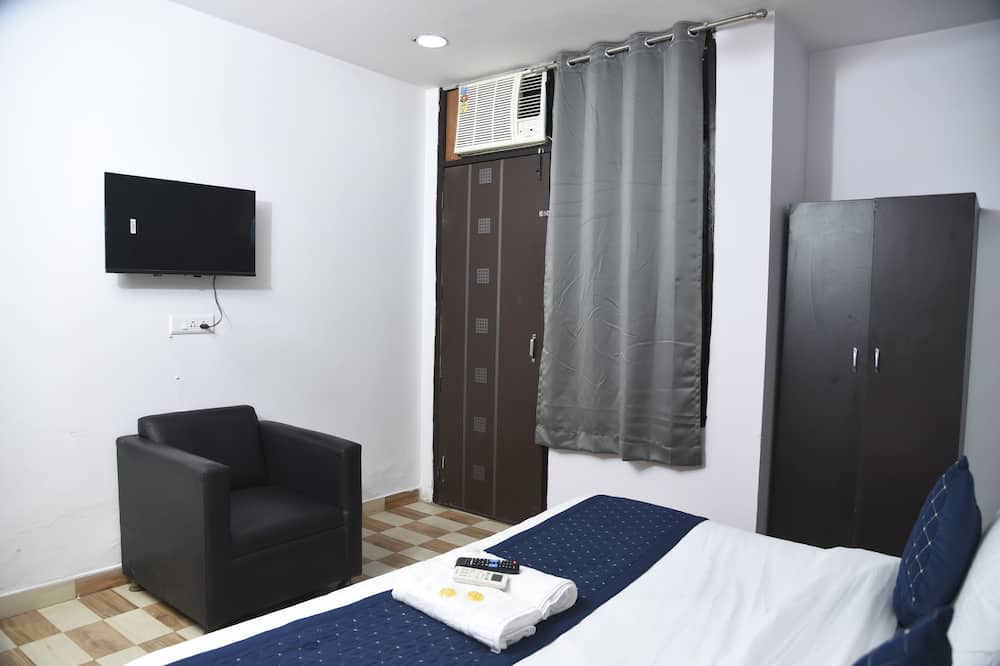 Photo of Bedroom in Janakpuri