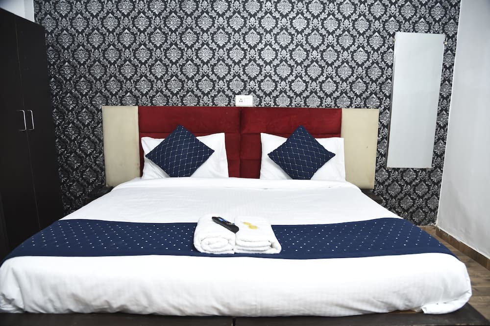Photo of Bedroom in Janakpuri