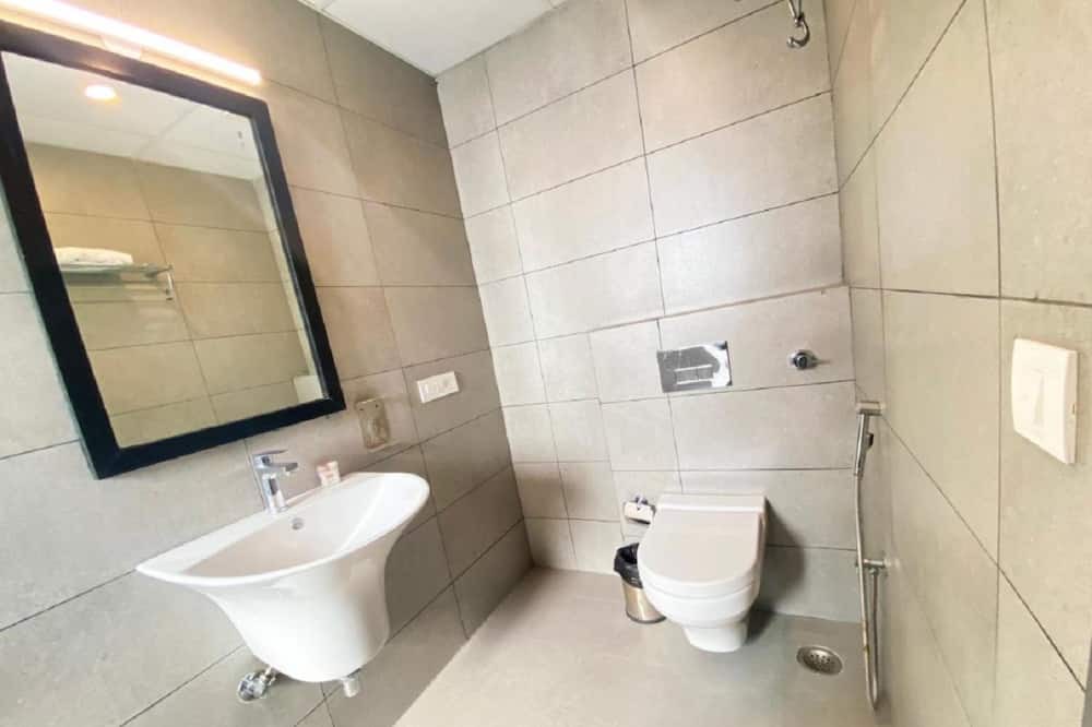 Photo of Bathroom in Janakpuri