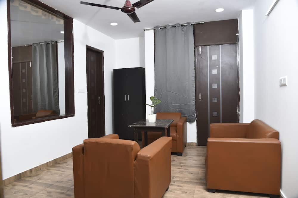 Photo of Livingroom in Janakpuri