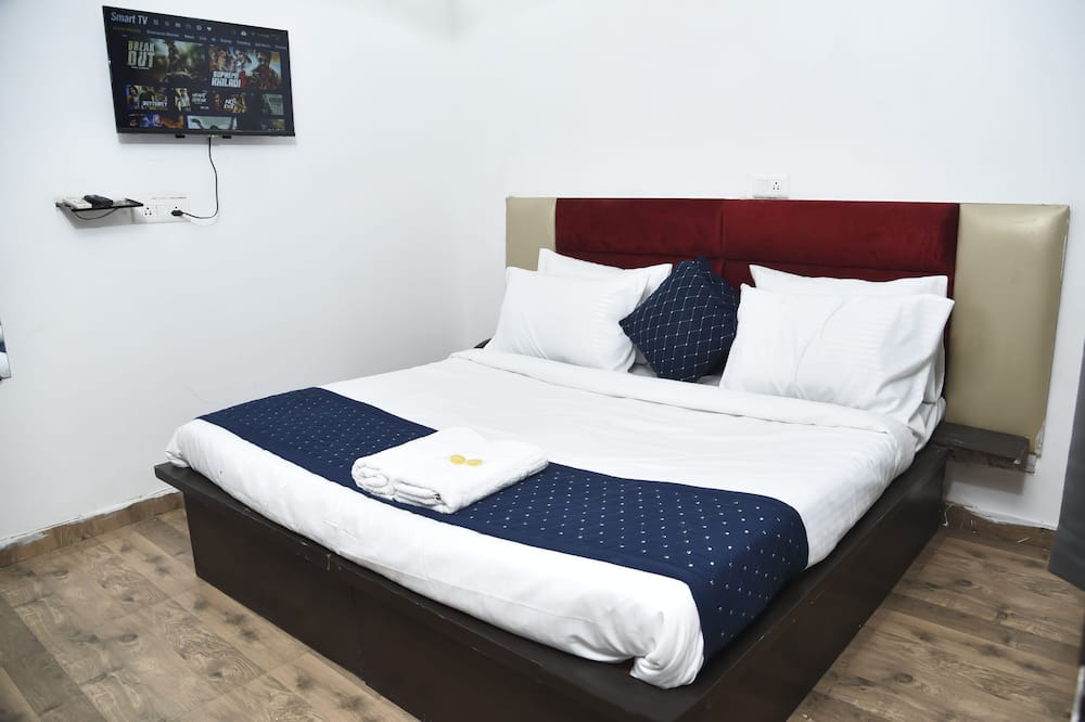 Photo of Bedroom in Janakpuri
