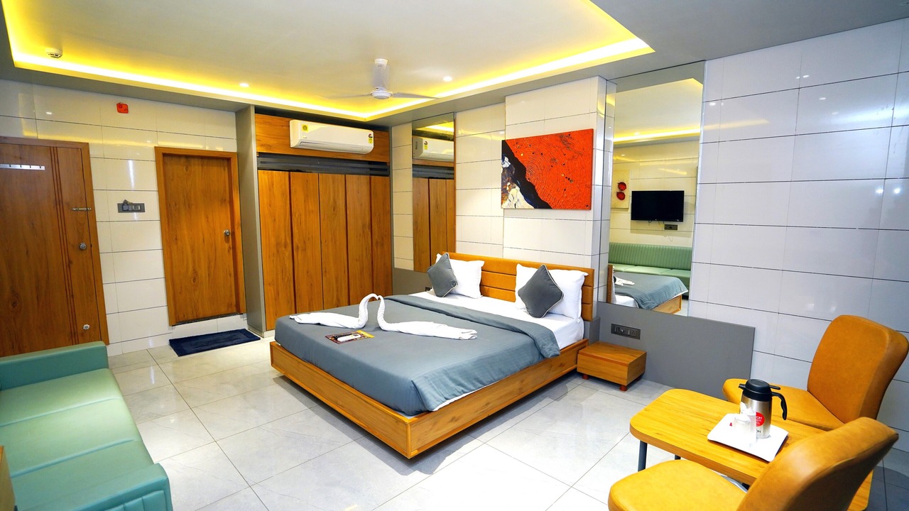Photo of Bedroom in Rajkot