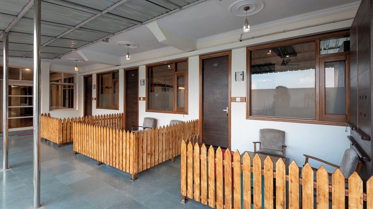 Photo of Bedroom in Bhagsu Nag