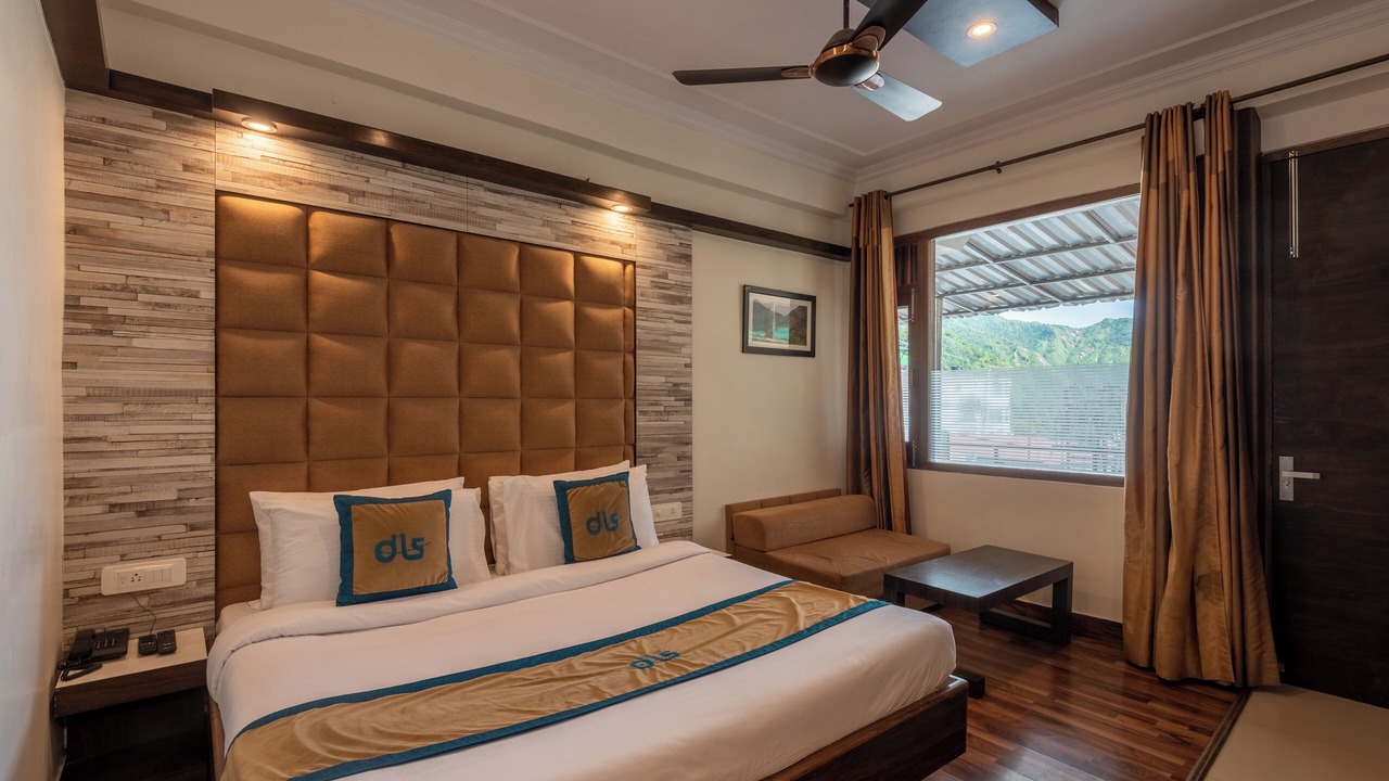 Photo of Bedroom in Bhagsu Nag
