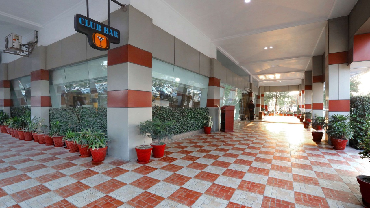 Photo of Others in Ranjit Avenue