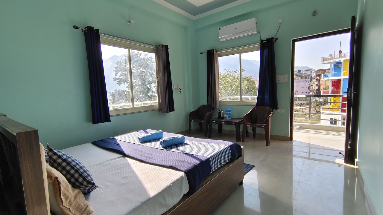 Photo of Bedroom in Tapovan