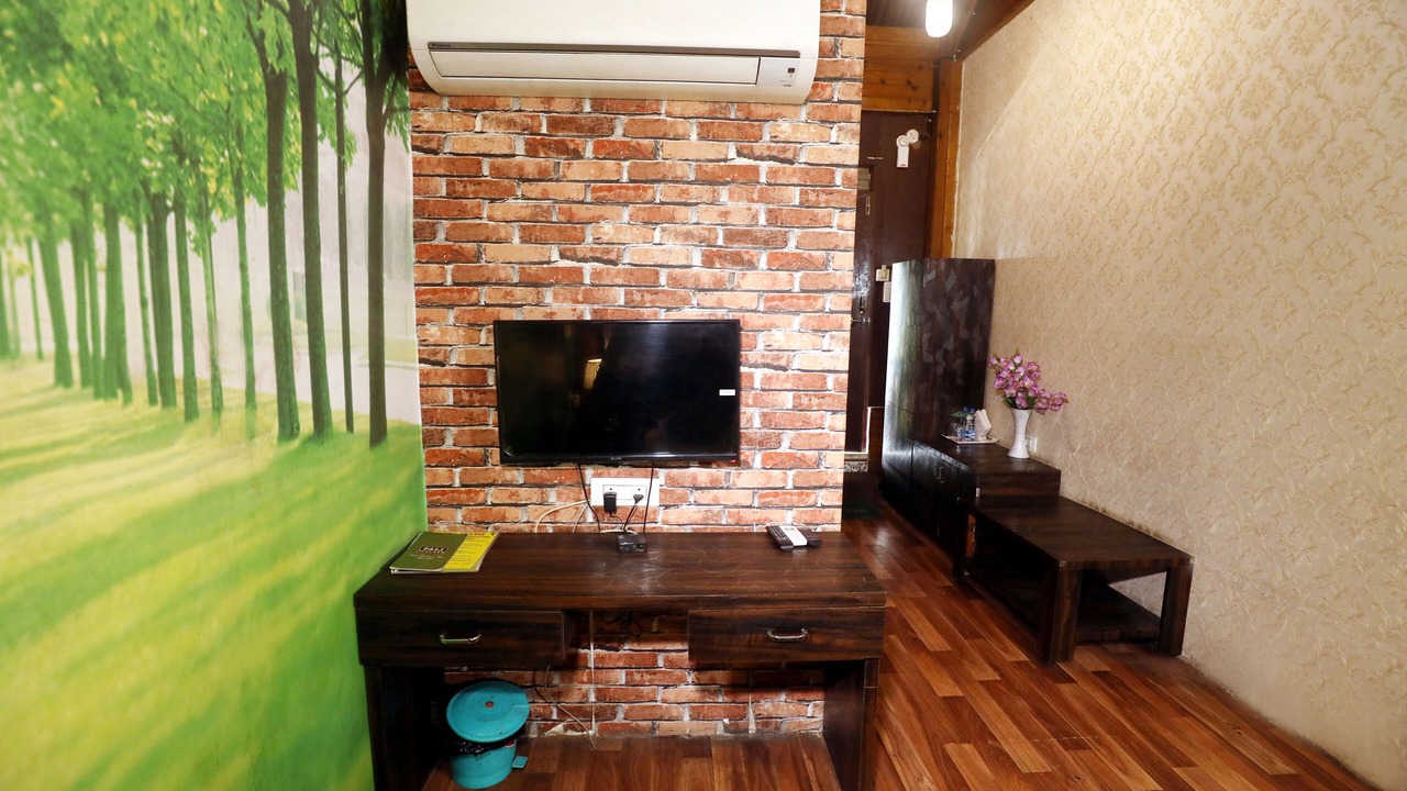 Photo of Bedroom in Mira Road East