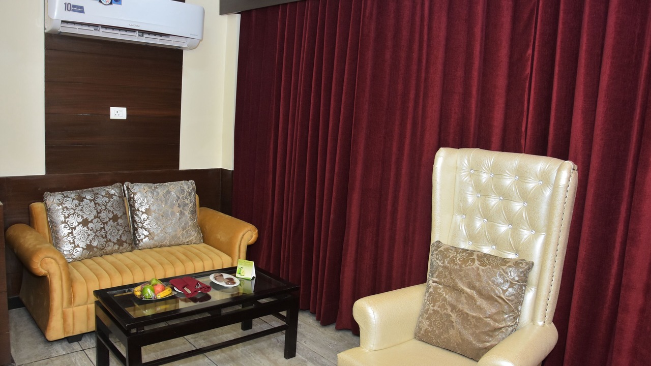 Photo of Bedroom in Katra