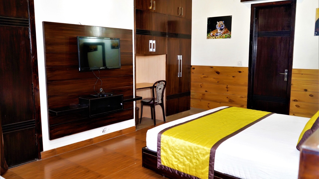 Photo of Bedroom in Chail