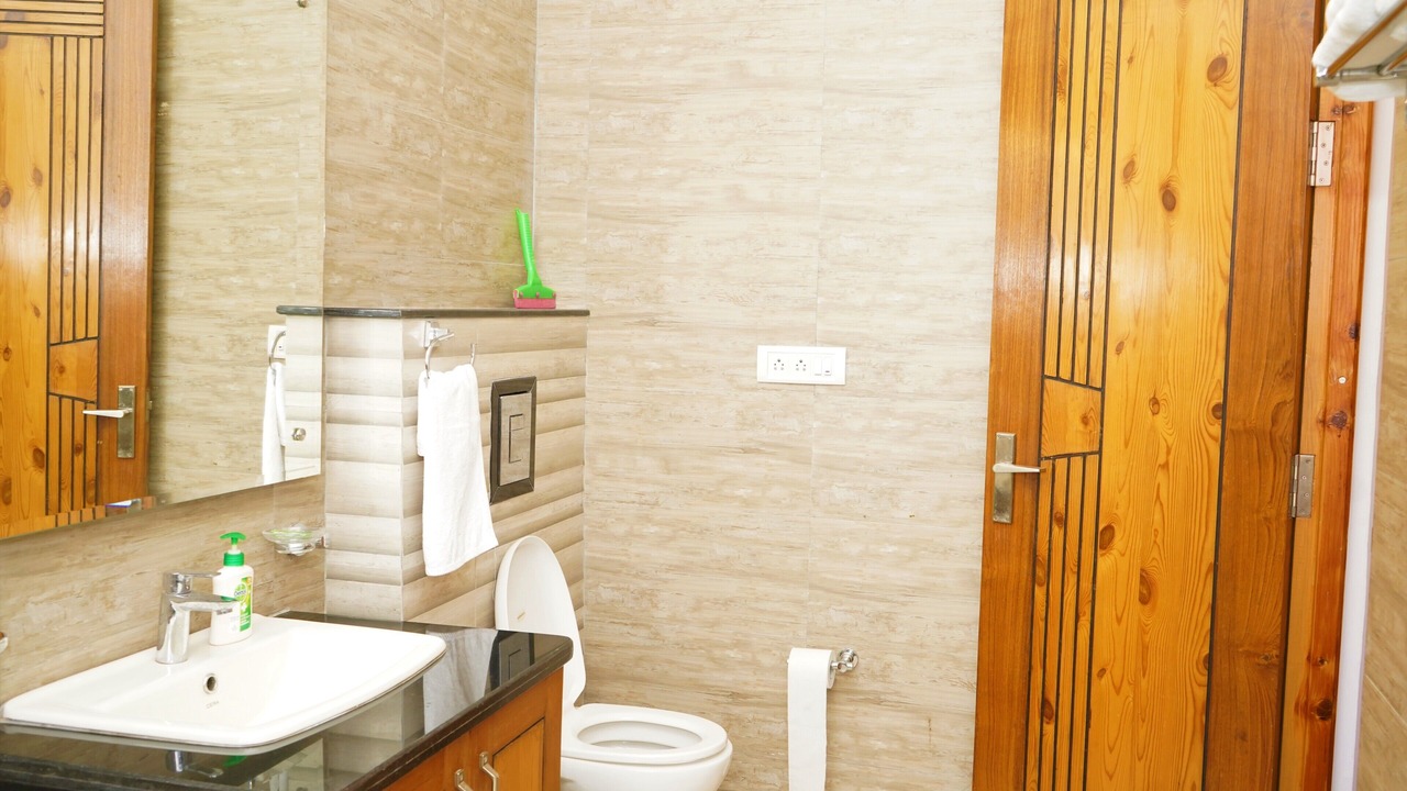Photo of Bathroom in Chail
