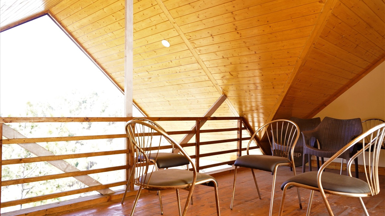 Photo of Bedroom in Chail