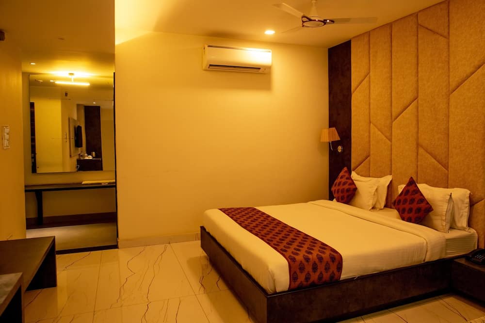 Photo of Bedroom in Dhanbad