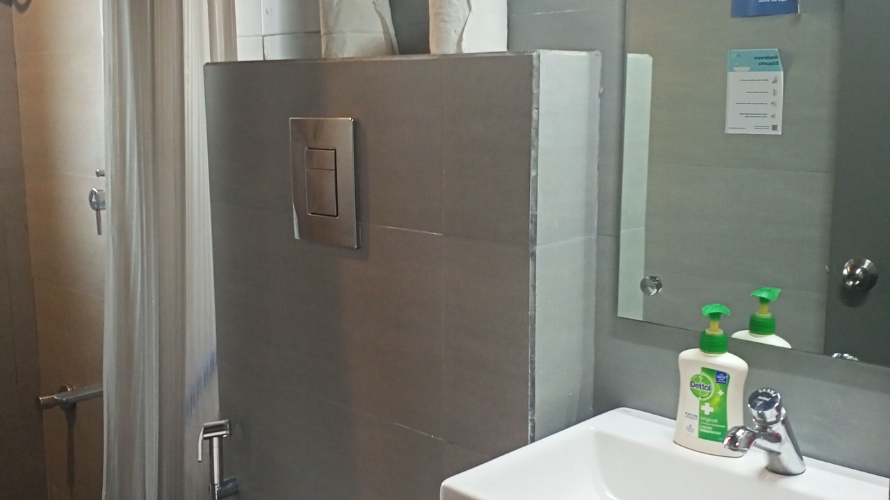 Photo of Bathroom in Wellington Pier