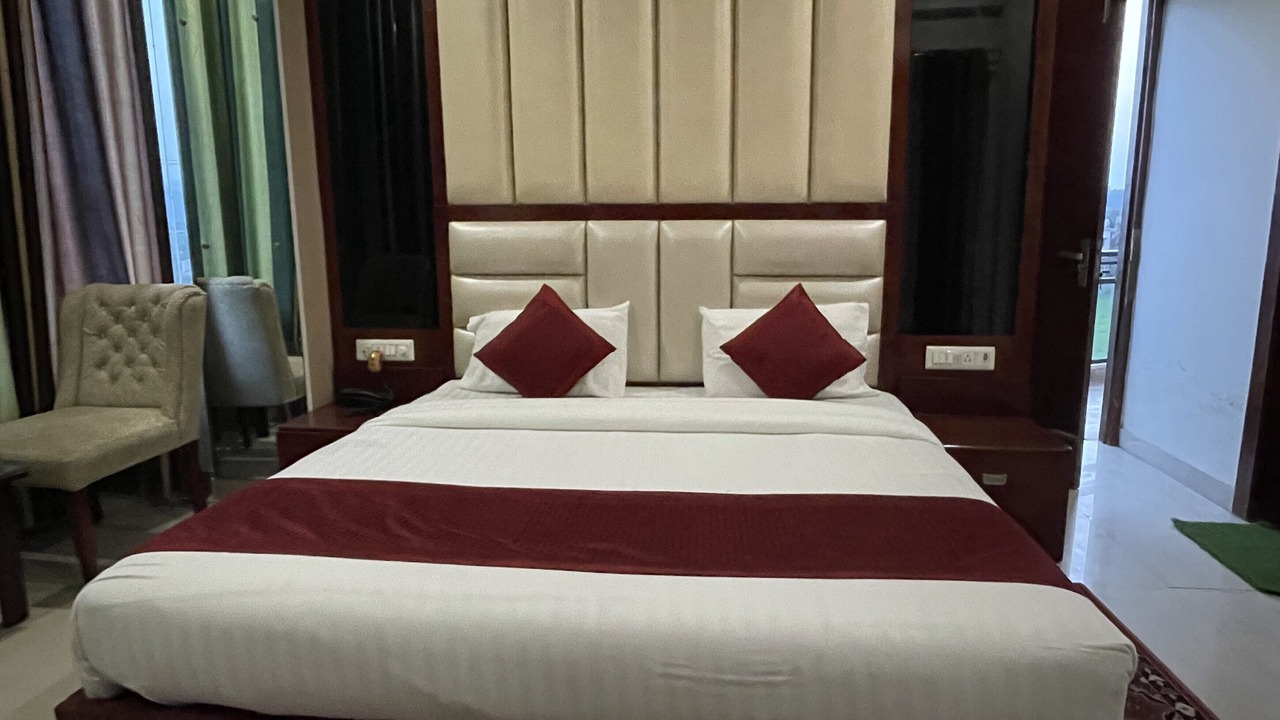 Photo of Bedroom in Haridwar