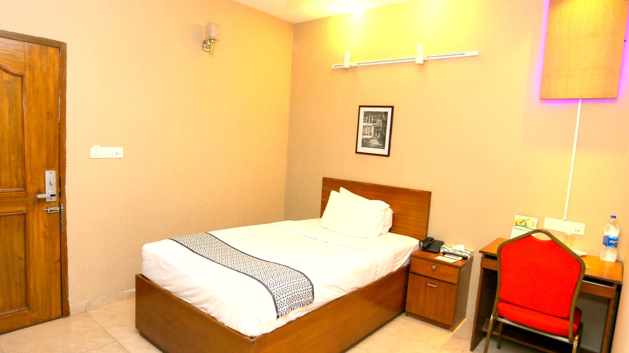Photo of Bedroom in Banani
