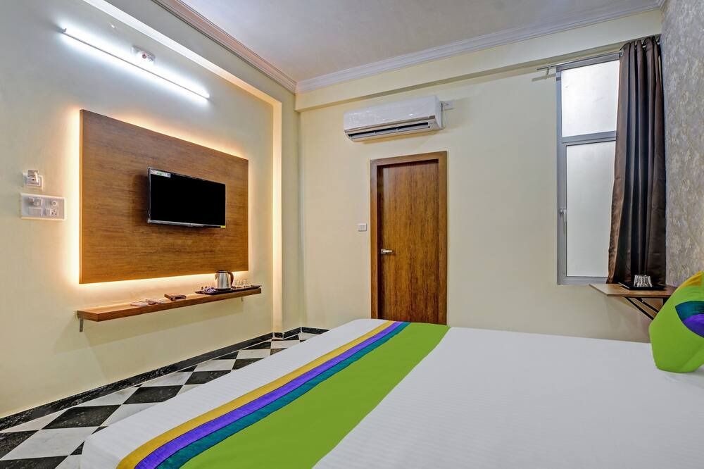 Photo of Bedroom in Central Area