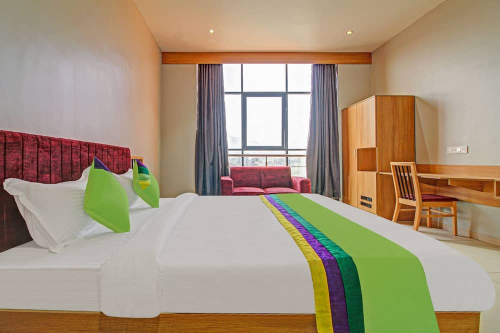 Photo of Bedroom in Satara