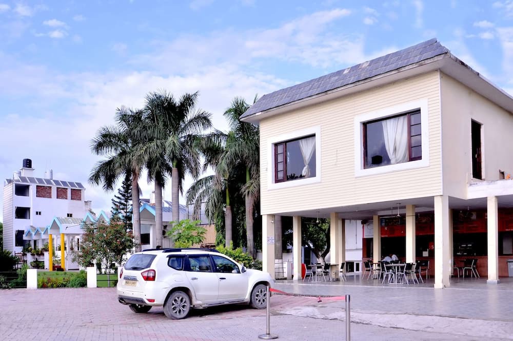 Photo of Outdoor in Madhopur