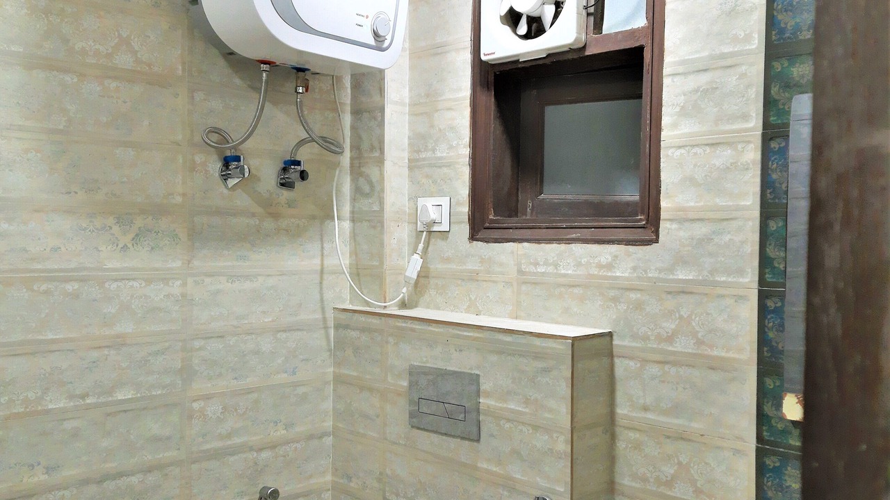 Photo of Bathroom in Jangpura
