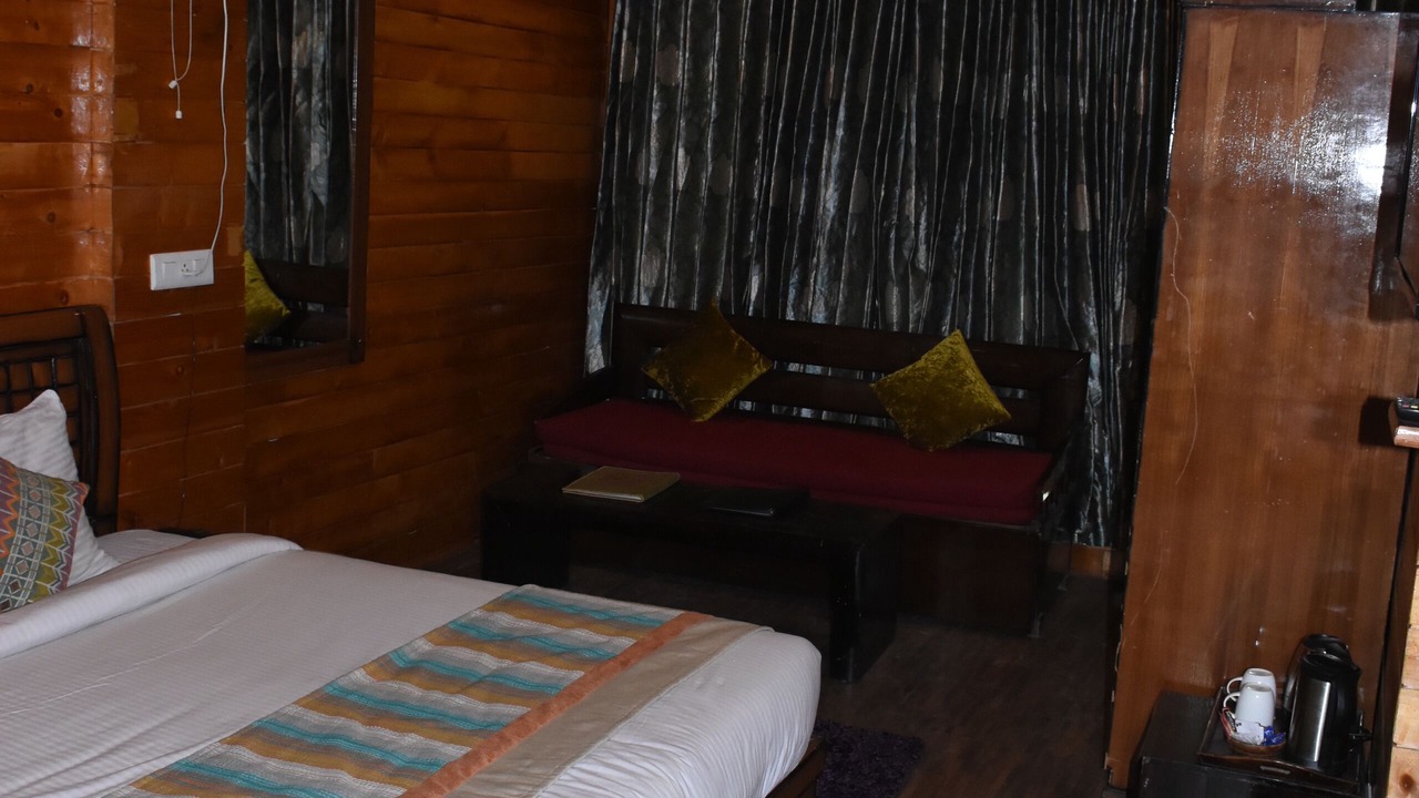 Photo of Patio Balcony in Khajjiar