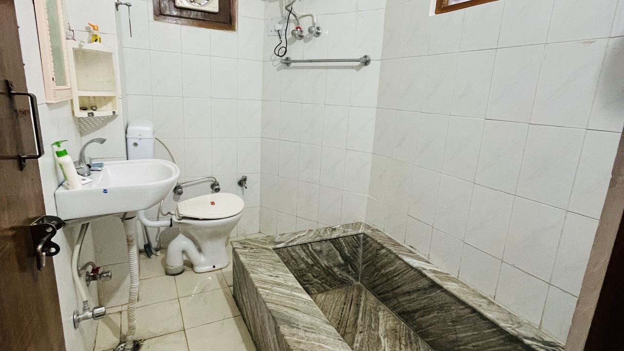 Photo of Bathroom in Manali