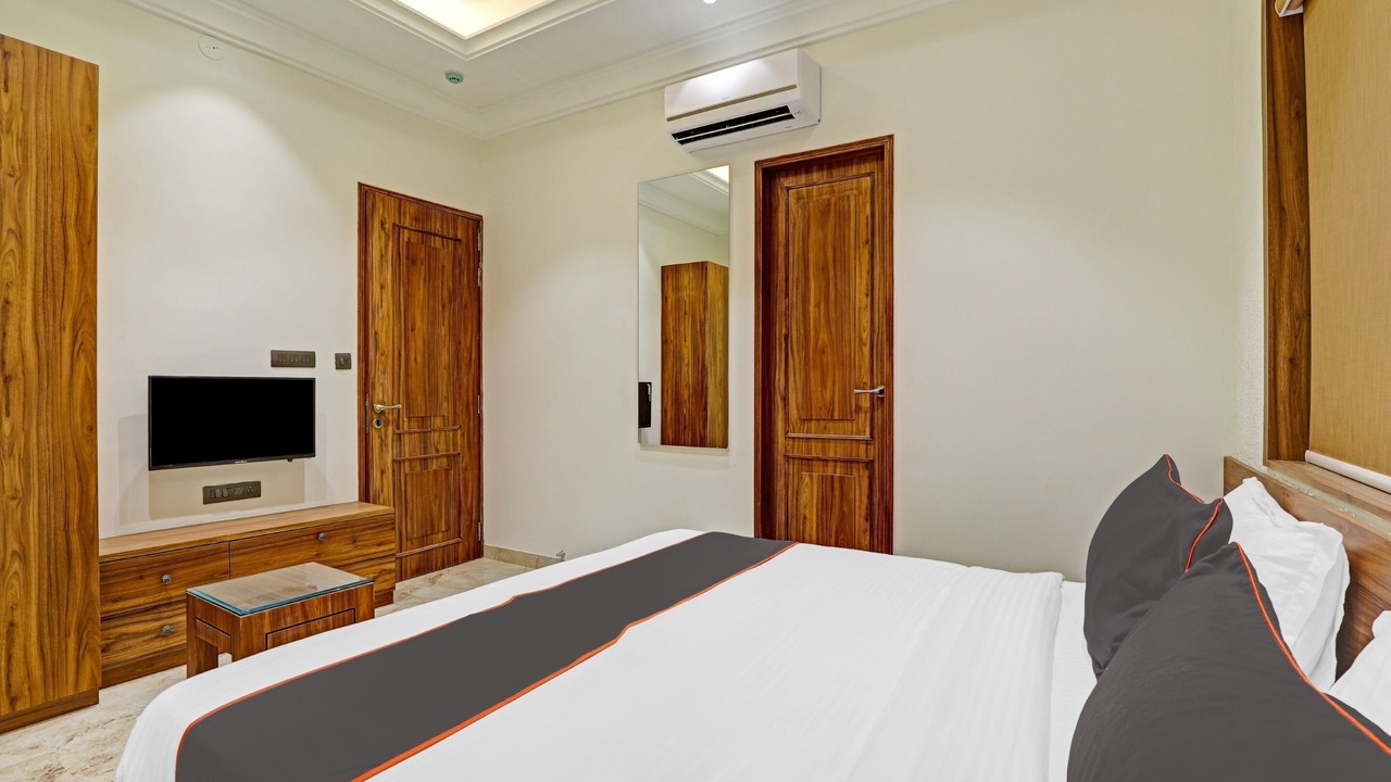 Photo of Bedroom in Rajkot