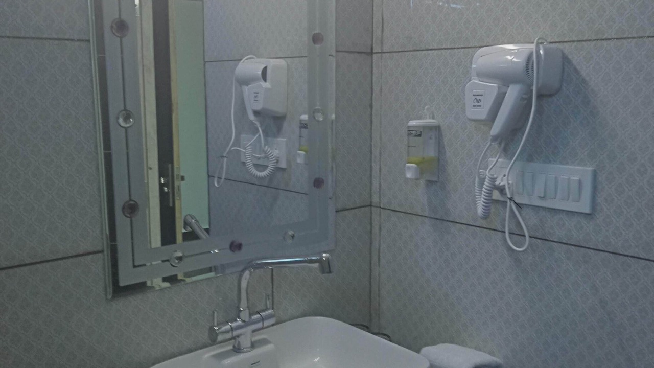 Photo of Bathroom in Abu Road