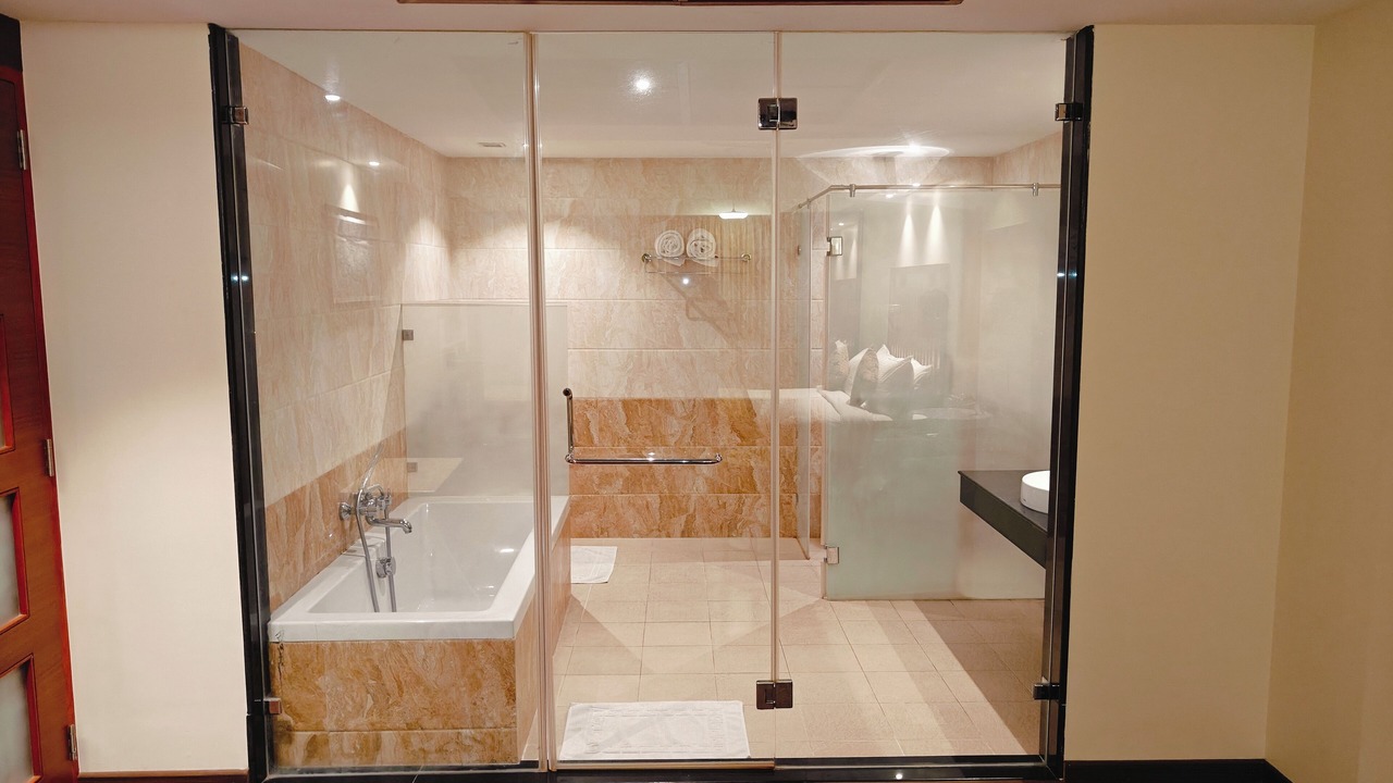 Photo of Bathroom in Enathur