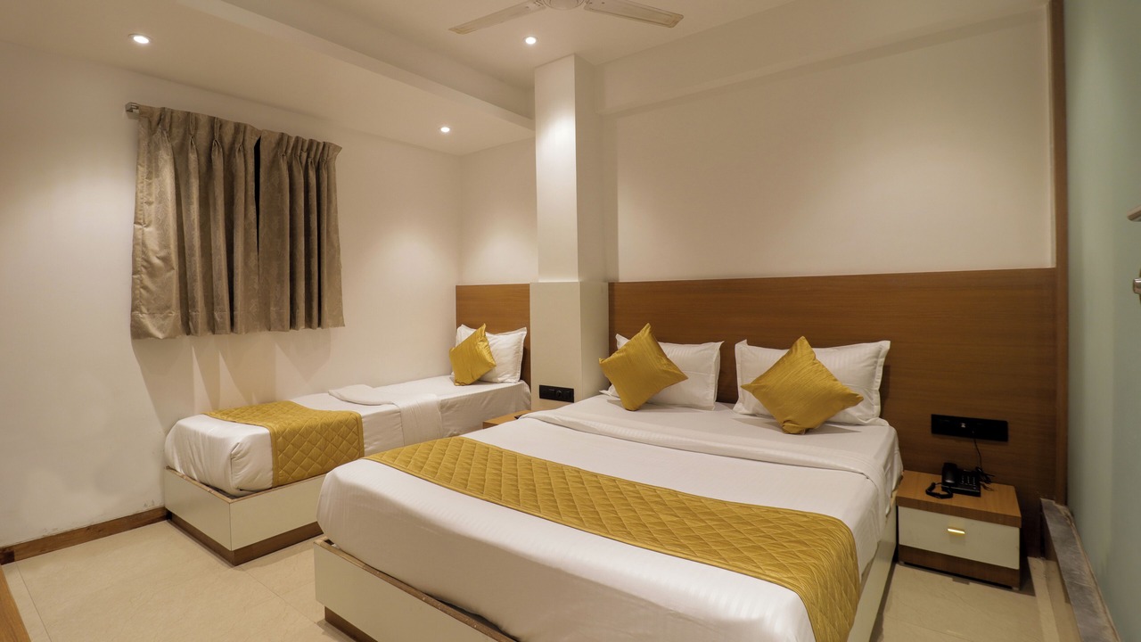 Photo of Bedroom in Malad West