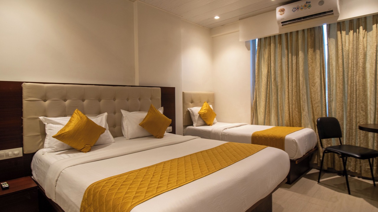 Photo of Bedroom in Malad West