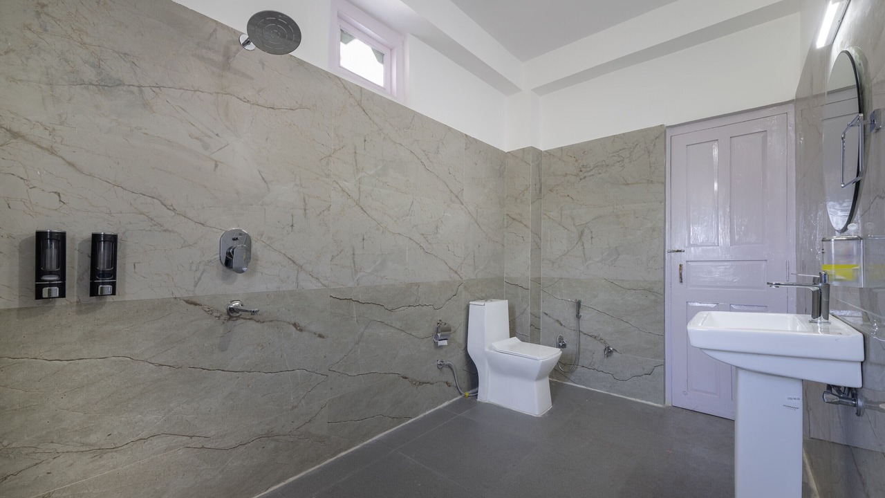 Photo of Bathroom in Kalpa