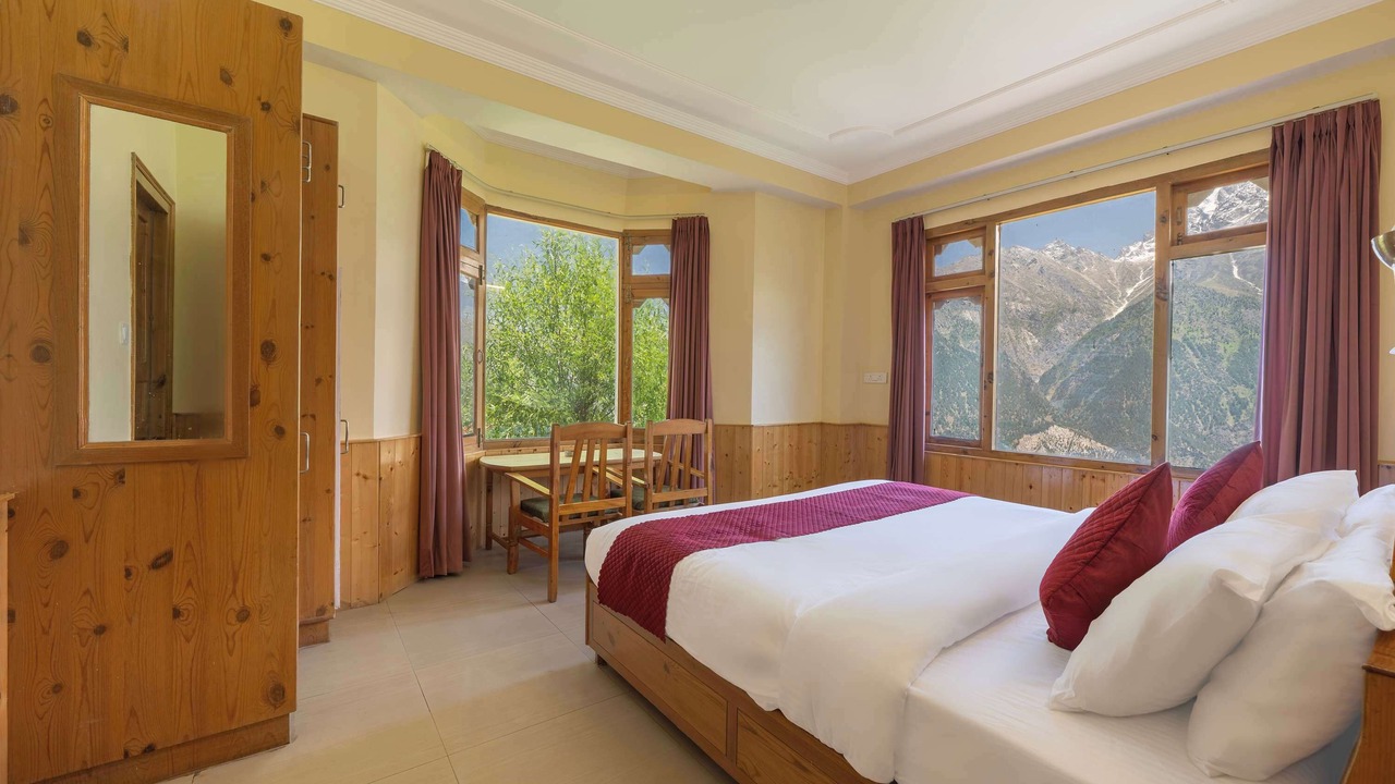 Photo of Bedroom in Kalpa