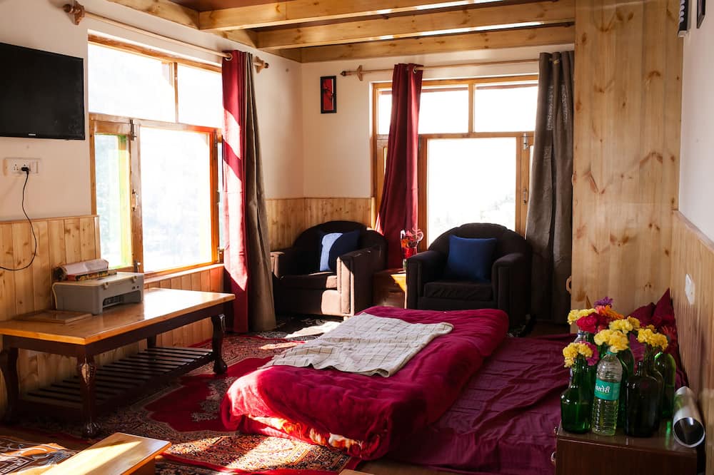 Photo of Bedroom in New Manali