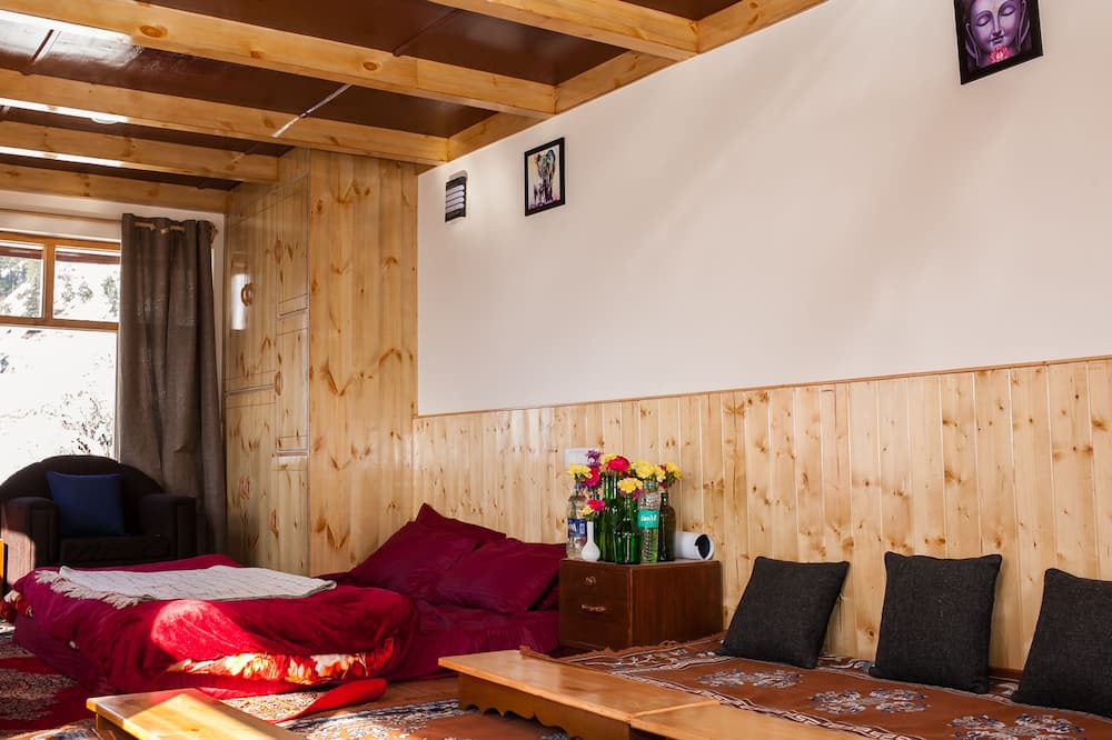 Photo of Bedroom in New Manali