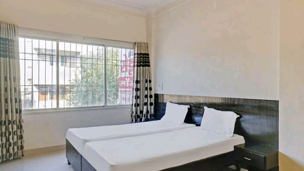 Photo of Bedroom in Central Pune
