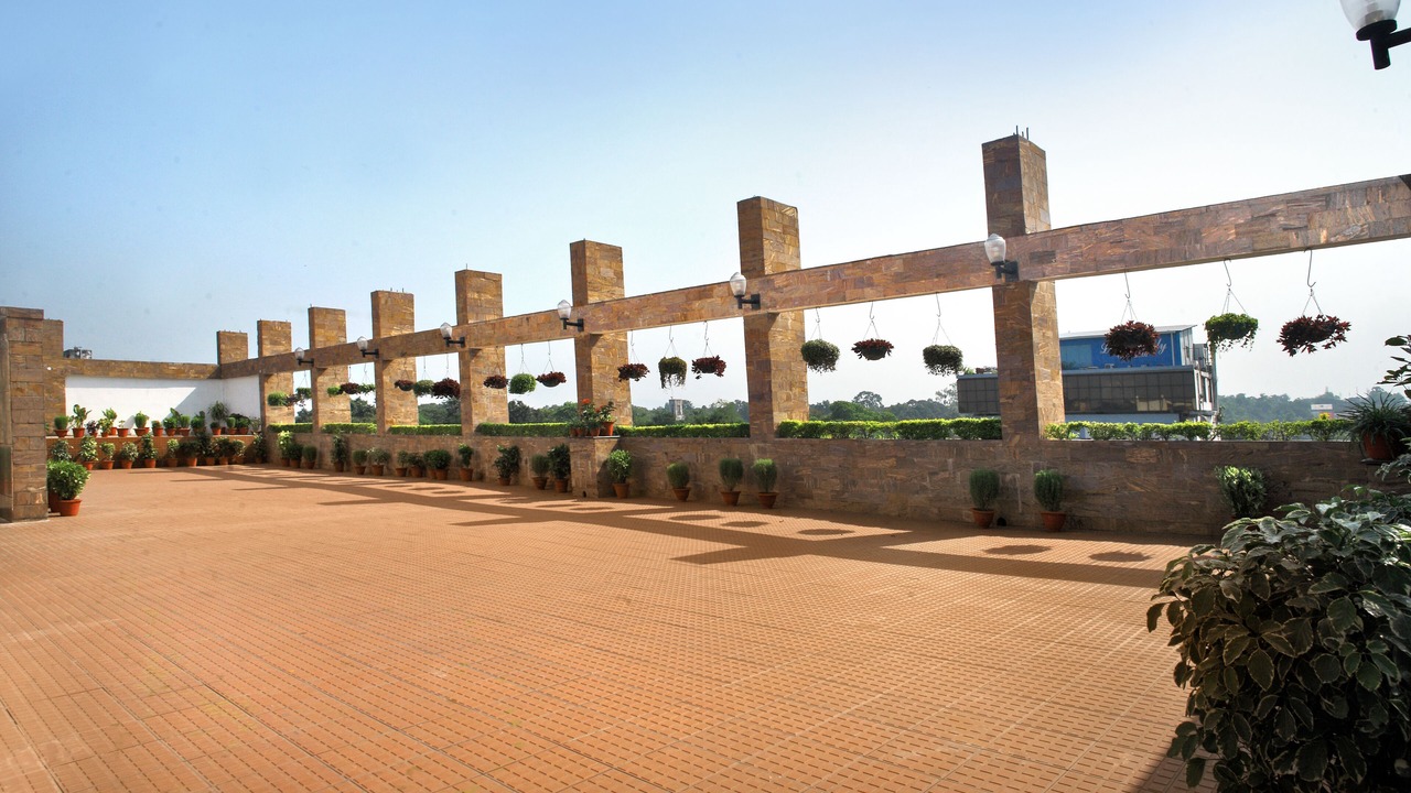 Photo of Patio Balcony in Bistupur
