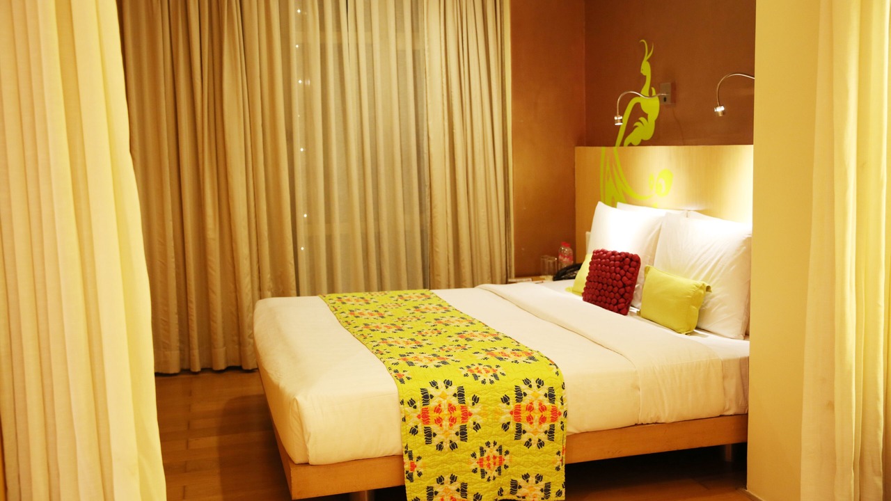 Photo of Bedroom in Hiranandani Gardens