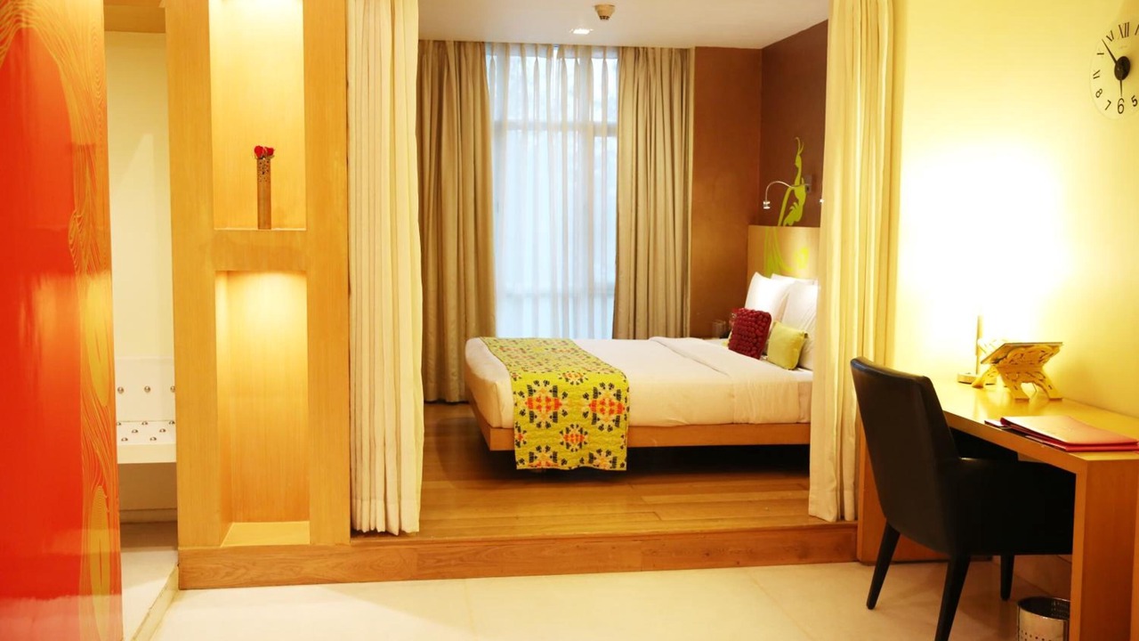 Photo of Bedroom in Hiranandani Gardens